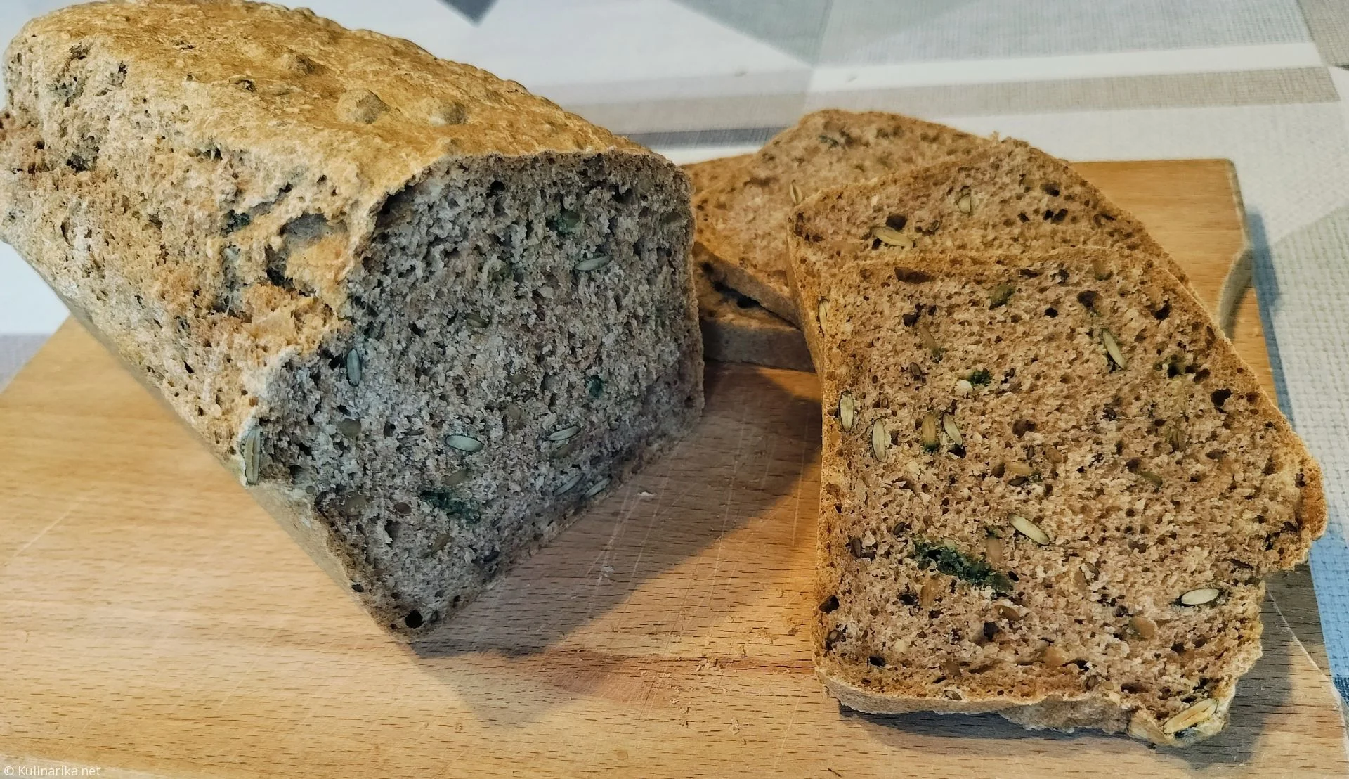 Pirin kruh brez kvasa- okusna in zdrava alternativa klasičnemu kruhu (tudi ob težavah s kandido) Vir- Kulinarika